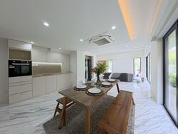 Lucky Hills (D16), Terrace #604570611